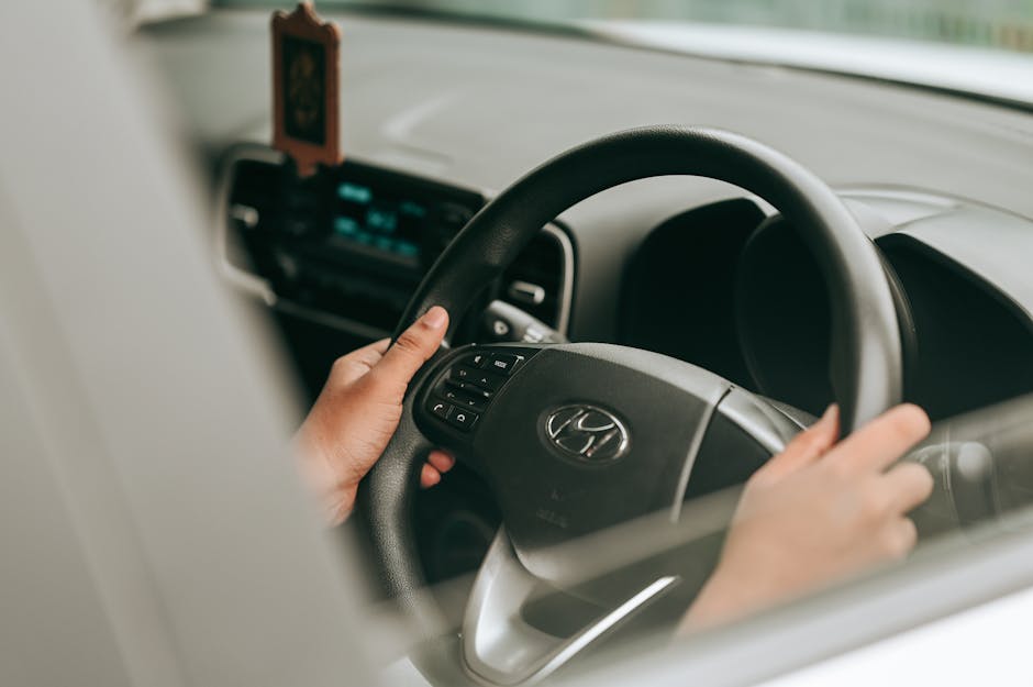 Wat is het Verschil tussen Auto, Motor en Scooter Theorie?